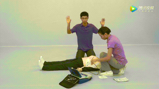 星空体育官方网站波尔图关键时刻远射贴柱上海久事关键时刻内部沟通，连对手都承认：今夜浙江稠州备战德国杯的简单介绍